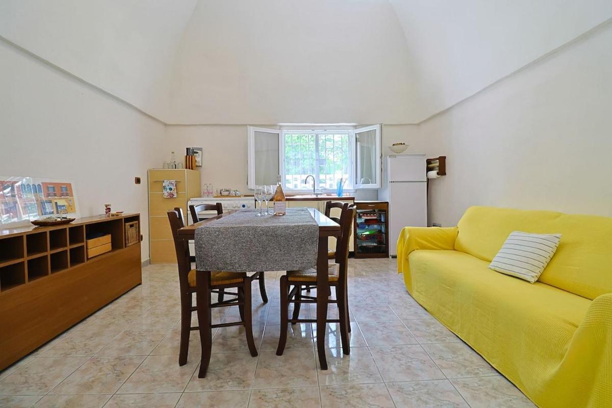Villa Le Conchiglie Di Taranto Mediterranea Pulsano Exteriör bild